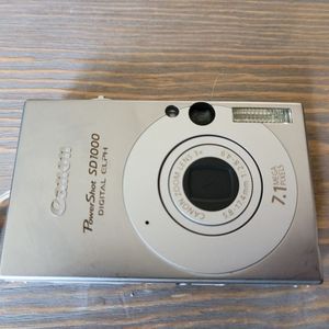 Canon PowerShot SD1000 Digital ELPH